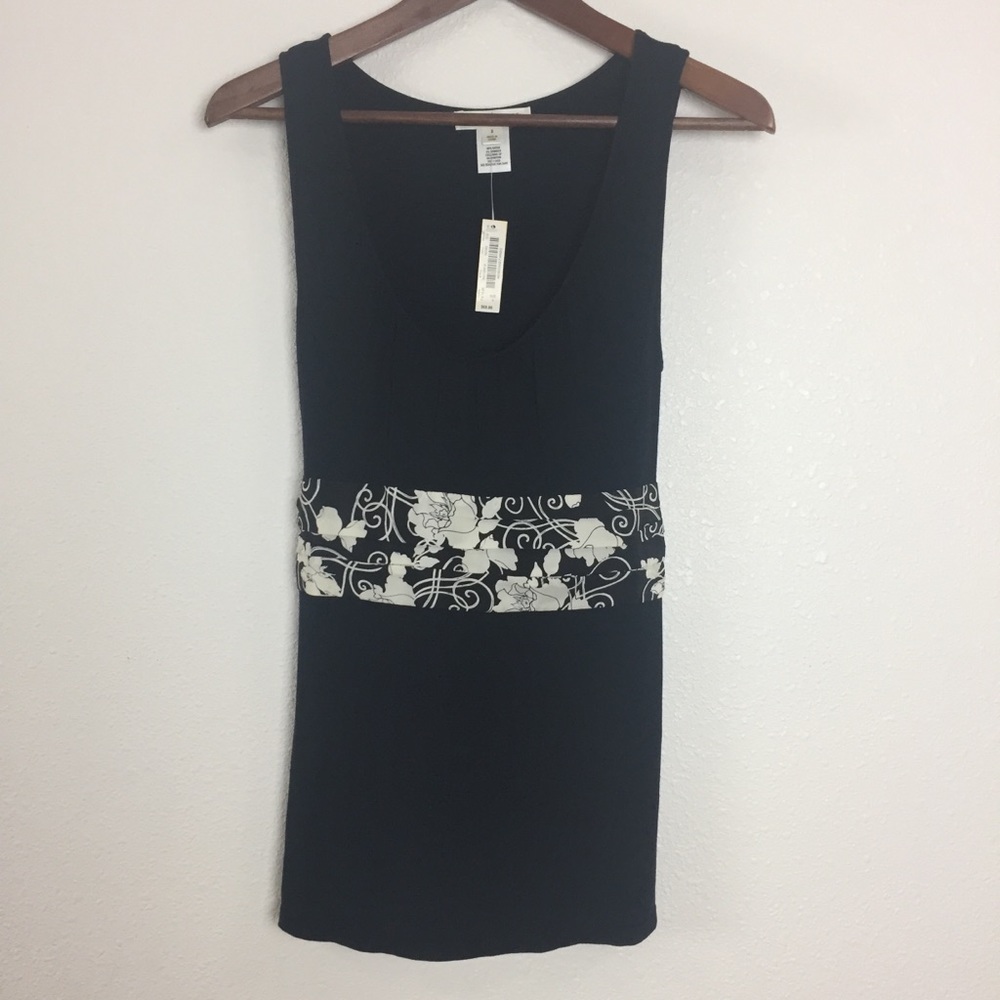 White House Black Market Sleeveless Career Top - S